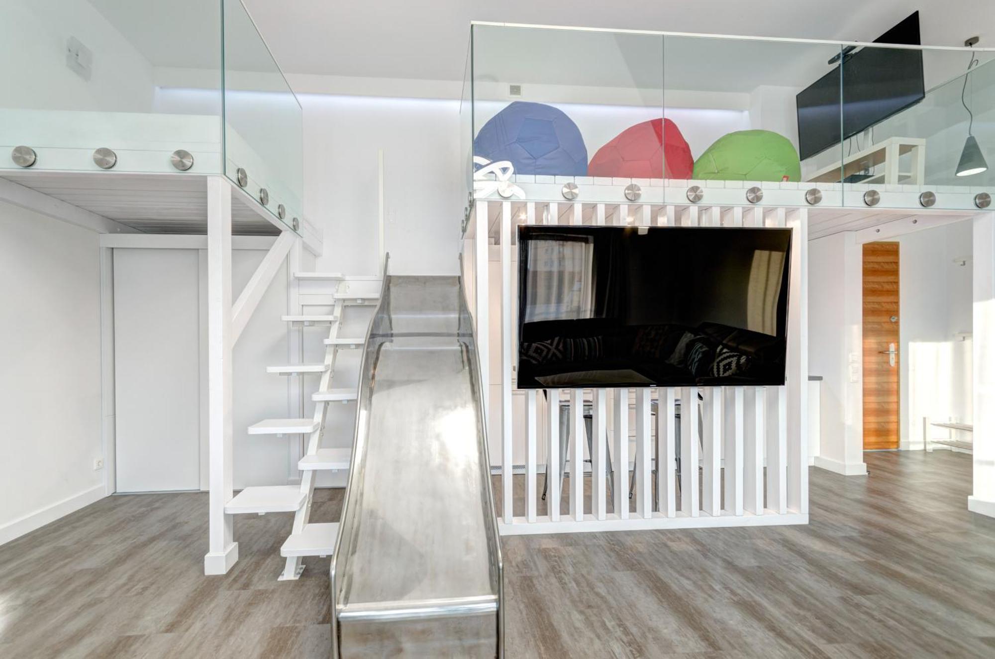 Waterlane Riverside - Spa, Pool, Gym & Parking By Downtown Apartments Gdansk Room photo