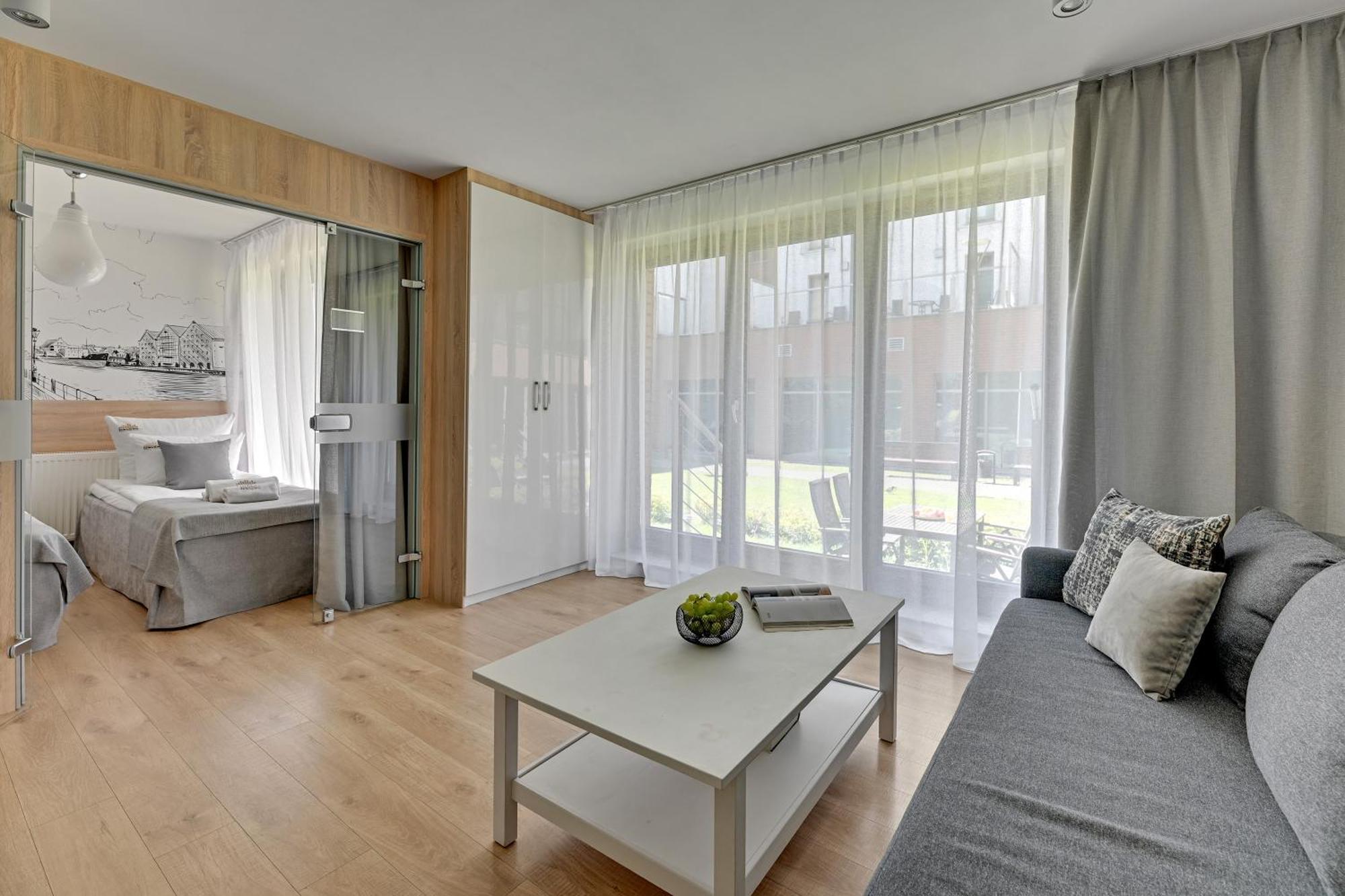 Waterlane Riverside - Spa, Pool, Gym & Parking By Downtown Apartments Gdansk Exterior photo